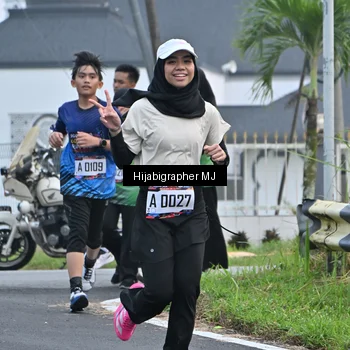 Runner Photo 8056901