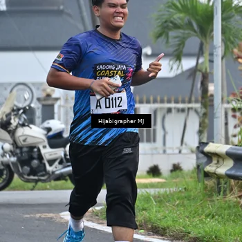 Runner Photo 8056921