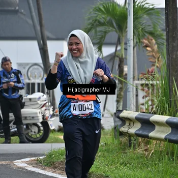 Runner Photo 8057111