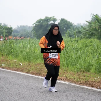 Runner Photo 8057331