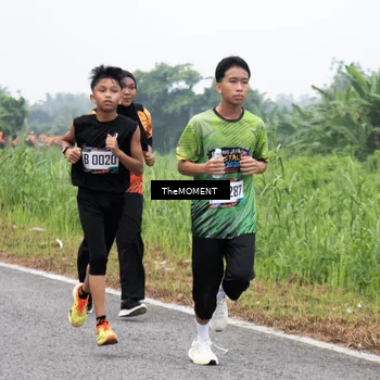 Runner Photo 8057378