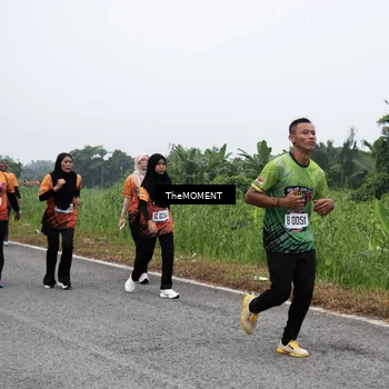 Runner Photo 8057399
