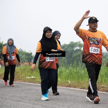 Runner Photo 8057473