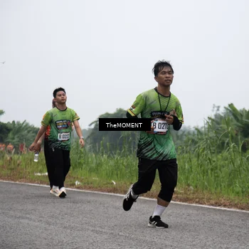 Runner Photo 8057484