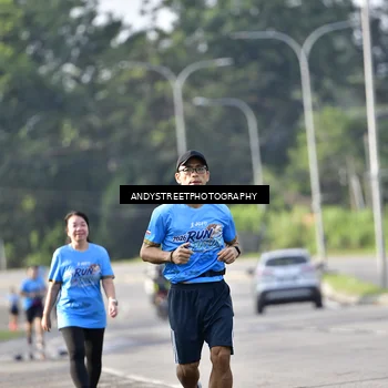 Runner Photo 8058058