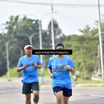 Runner Photo 8058365
