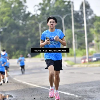 Runner Photo 8058378