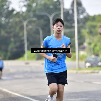 Runner Photo 8058441