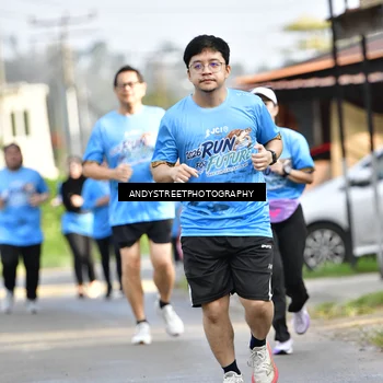 Runner Photo 8058661