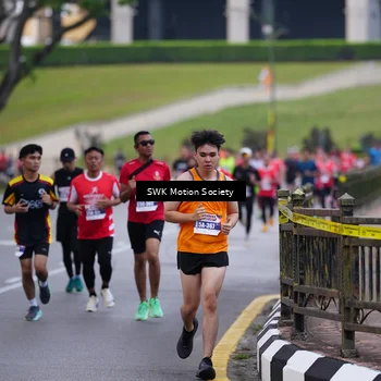 Runner Photo 8058812