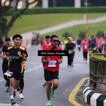 Runner Photo 8058816