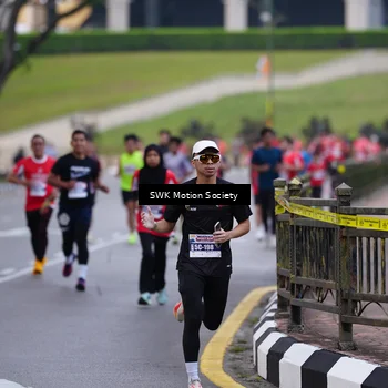 Runner Photo 8058826
