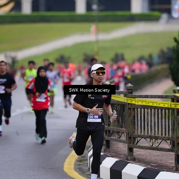 Runner Photo 8058827