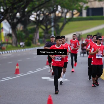 Runner Photo 8058851