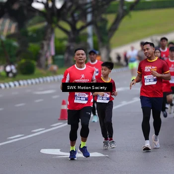Runner Photo 8058874