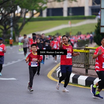 Runner Photo 8058876