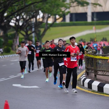 Runner Photo 8058883
