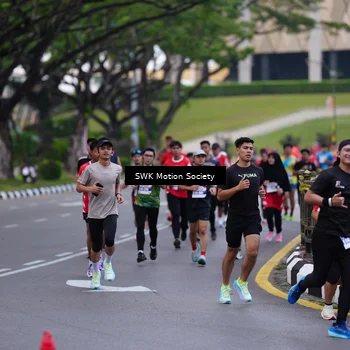 Runner Photo 8058890