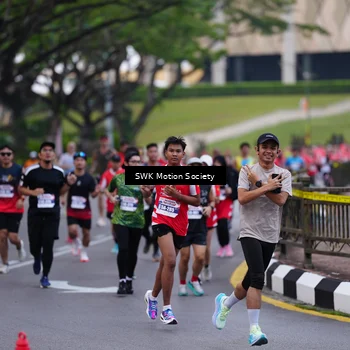 Runner Photo 8058895