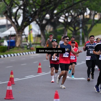 Runner Photo 8058901