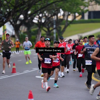 Runner Photo 8058903