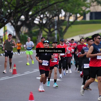 Runner Photo 8058904