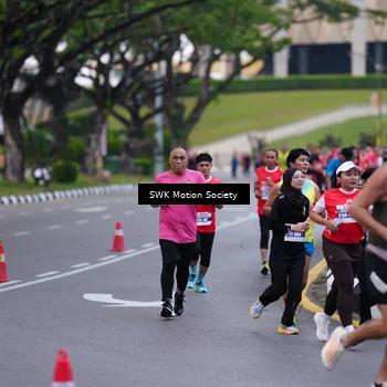 Runner Photo 8058915