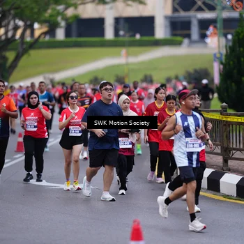 Runner Photo 8059002
