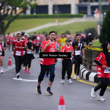 Runner Photo 8059035