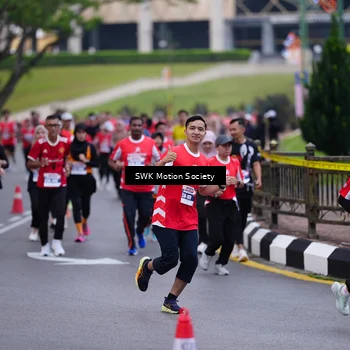 Runner Photo 8059036