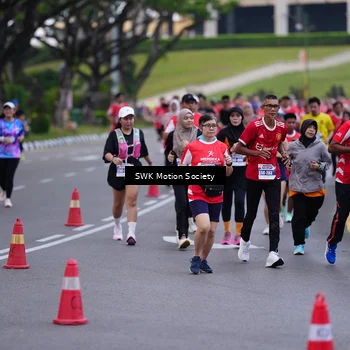 Runner Photo 8059043