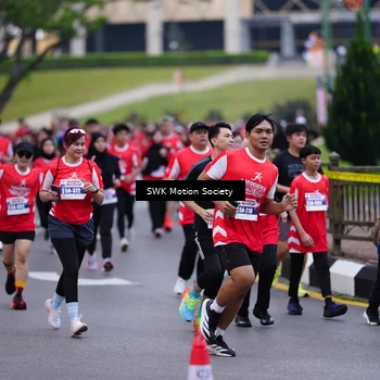 Runner Photo 8059084