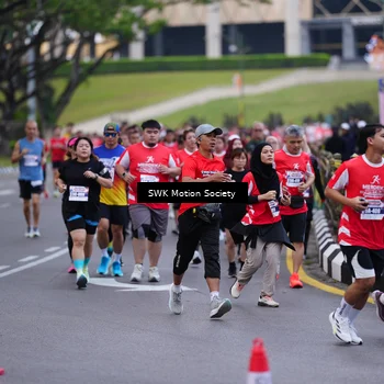 Runner Photo 8059100