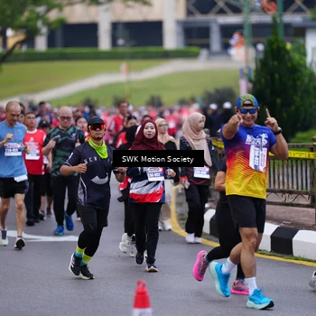 Runner Photo 8059112