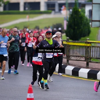 Runner Photo 8059117