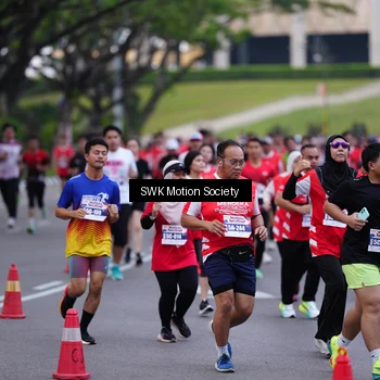Runner Photo 8059165