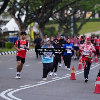 Runner Photo 8059480