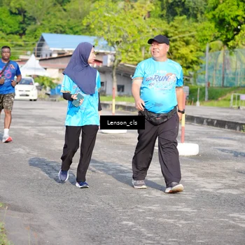 Runner Photo 8059543