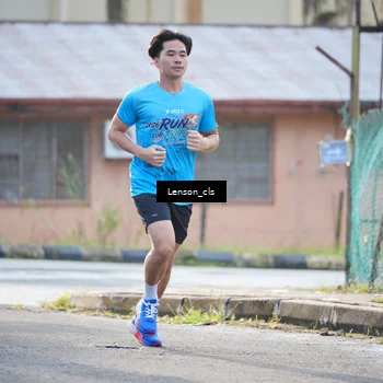 Runner Photo 8059843