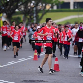 Runner Photo 8059916
