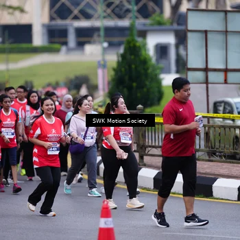 Runner Photo 8060004