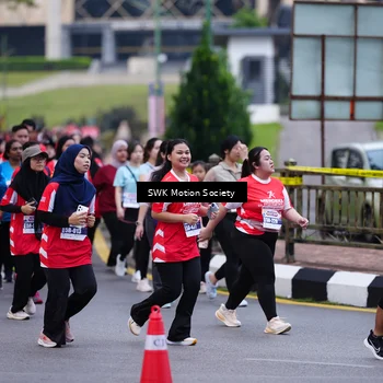 Runner Photo 8060015