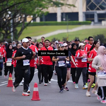 Runner Photo 8060059