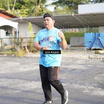 Runner Photo 8060061