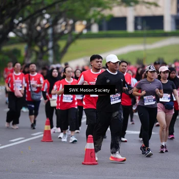 Runner Photo 8060065