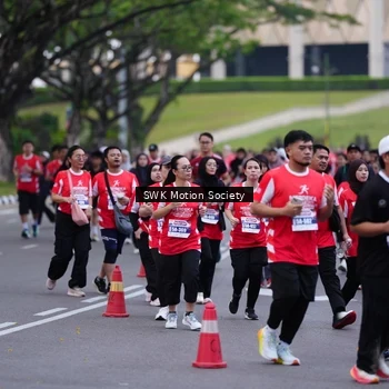 Runner Photo 8060087