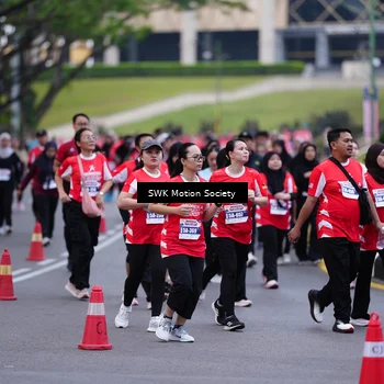 Runner Photo 8060104