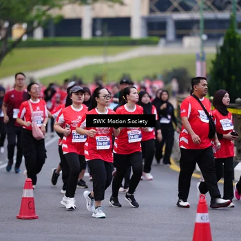 Runner Photo 8060111