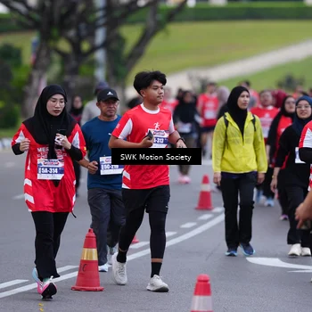 Runner Photo 8060397