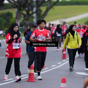 Runner Photo 8060400